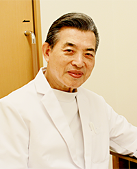 院長 岩本 煕